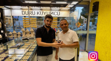 Duru Kuyumculuk İnstagram Takipçilerine Çeyrek Hediye Etti