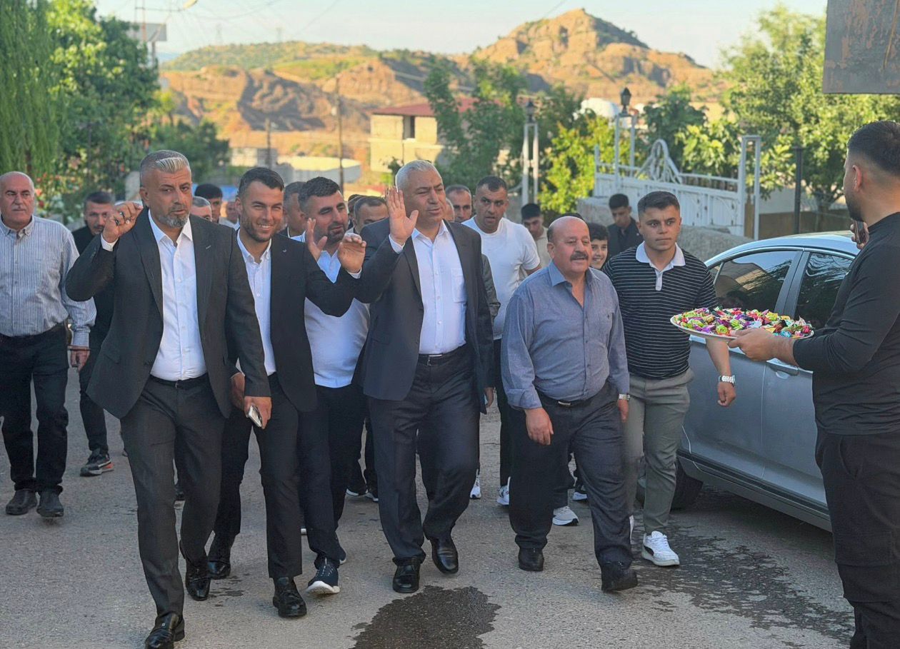 Görümlü’de Bayram Coşkusu: Başkan Şükrü Bakış Vatandaşlarla Buluştu